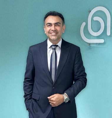 آرمان باقری | بنیان‌گذار و مدیرعامل Benidos Global S.L